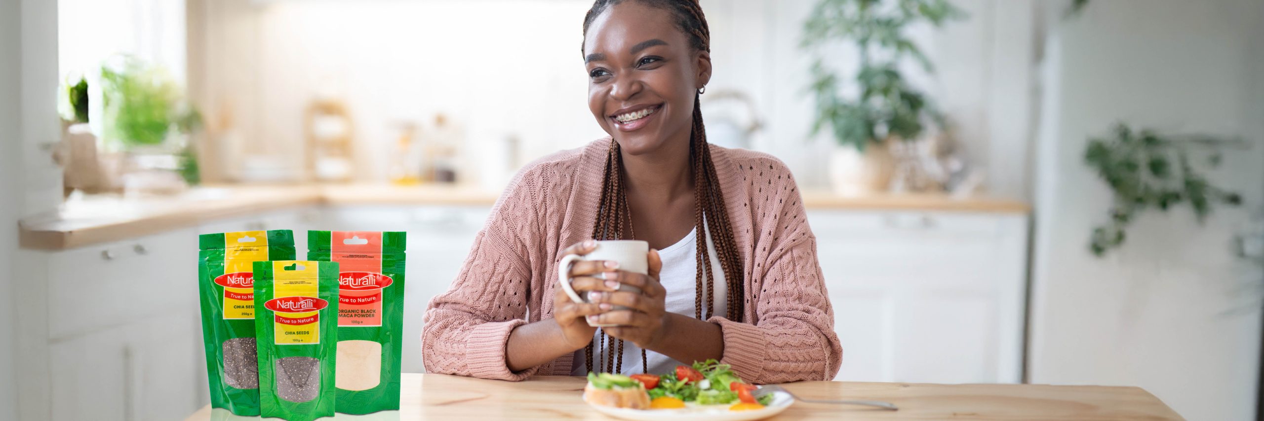 The Ultimate Guide to Hormonal Balance: How Naturalli Superfoods Can Support Your Cycle
